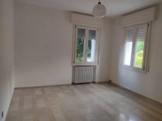 Villa bifamiliare via Cavalieri Vittorio Veneto, Centro, Castelnuovo Rangone — foto 12 di 19