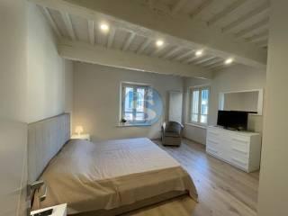 Appartamento ottimo stato, secondo piano, Pietrasanta — foto 2 di 20