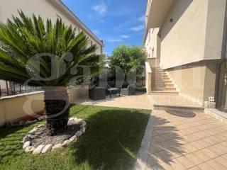 Villa a schiera via D.Giunio Giovenale, 22, Centro, Venafro — foto 13 di 32