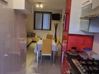 Stanza in affitto in appartamento via Roma 26, Colorno — foto 2 di 15