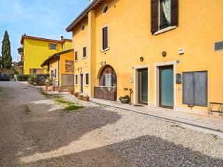 Villa a schiera via Marengo, Pacengo, Lazise — foto 14 di 23