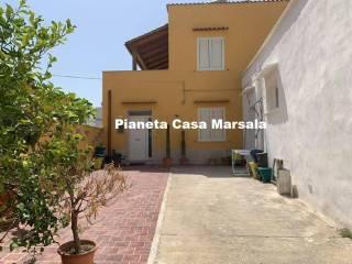 Villa bifamiliare Contrada Santa Venera, Contrade Extraurbane, Marsala — foto 5 di 6