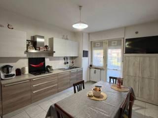 Appartamento via Faldella 37C, Centro, Crescentino — foto 10 di 39