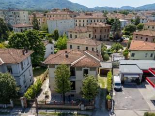 Villa unifamiliare viale Giosuè Carducci,  559, Sant'Anna, Lucca — foto 13 di 42