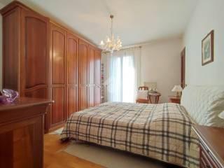 Villa plurifamiliare, buono stato, 89 m², Centro, Bassano del Grappa