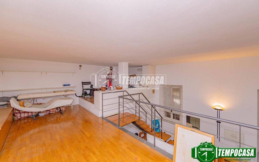 Loft via Carlo Pezzani, Centro Storico, Voghera — foto 2 di 14