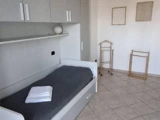 Stanza multipla via Milano 71, Arona — foto 3 di 12