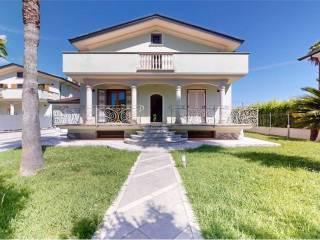 Villa unifamiliare via Lago, Marina Verde, Renella, Montignoso — foto 23 di 50