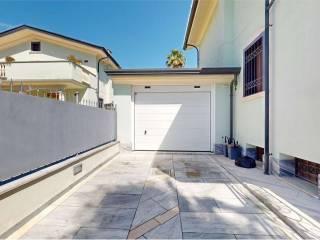 Villa unifamiliare via Lago, Marina Verde, Renella, Montignoso — foto 12 di 50