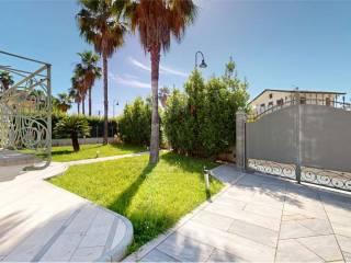 Villa unifamiliare via Lago, Marina Verde, Renella, Montignoso — foto 14 di 50