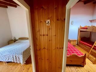 Casale via per Crero, Centro, Torri del Benaco — foto 2 di 6
