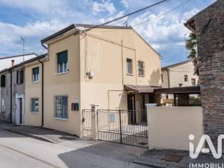 Terratetto plurifamiliare via Carlo Cattaneo 86, Centro, Portomaggiore — foto 5 di 26