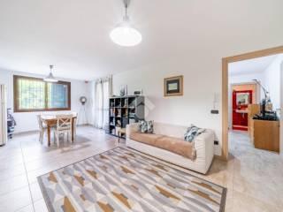 Villa bifamiliare via Giuseppe di Vittorio 50, Centro, Cadelbosco di Sopra — foto 25 di 45