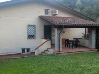 Villa unifamiliare via Seravezza, Ripa Pozzi Querceta Ponterosso, Seravezza