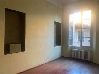 Appartamento via Emilia a San Pietro, Centro Storico, Reggio Emilia
