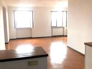 Appartamento via Piave, 12, Comerio — foto 16 di 23