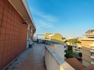 Attico via Nazionale Adriatica Nord 90, Viale Bovio - Piazza Duca degli Abruzzi, Pescara — foto 14 di 32