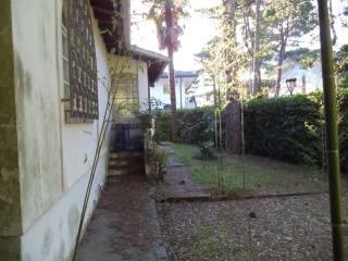 Villa unifamiliare via Raggio delle Acacie, Centro, Lignano Sabbiadoro — foto 18 di 30