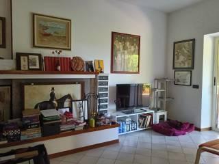 Appartamento in villa Strada Provinciale Cassia Cimina 4, Ronciglione — foto 2 di 16