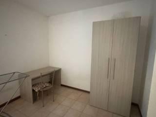 Stanza singola via dei Faeti 27, Urbino — foto 4 di 5