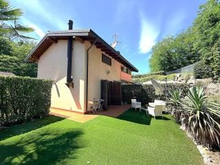 Villa bifamiliare via Oldrina 86, Centro, Castelletto Sopra Ticino — foto 15 di 25
