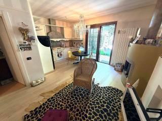 Villa bifamiliare via Oldrina 86, Centro, Castelletto Sopra Ticino — foto 10 di 25