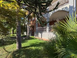Villa bifamiliare via Michelangelo Buonarroti 25, Caresanablot — foto 18 di 35