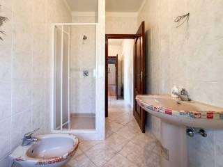 Villa bifamiliare via Michelangelo Buonarroti 25, Caresanablot — foto 34 di 35