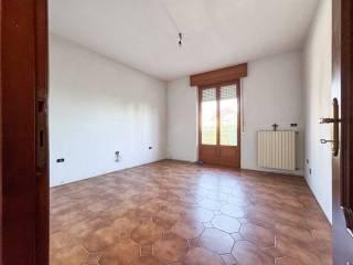 Villa bifamiliare via Michelangelo Buonarroti 25, Caresanablot — foto 13 di 35