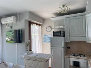 Villa bifamiliare via del Pozzo -, Moniga del Garda — foto 10 di 14