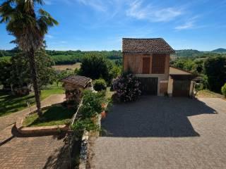 Terratetto unifamiliare Località Case Bertiglia 4, Montiglio Monferrato — foto 4 di 38