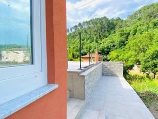 Villa bifamiliare via A. Buozzi, Stazione Fornola, Vezzano Ligure — foto 11 di 23