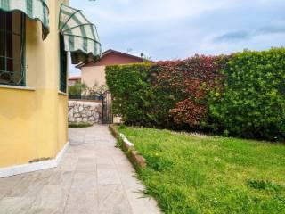 Villa a schiera 5 locali, buono stato, Casano Dogana Isola, Luni — foto 4 di 29
