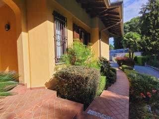 Villa bifamiliare via Fratelli Bandiera, Centro, Varallo Pombia — foto 62 di 81