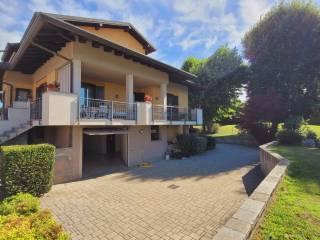 Villa bifamiliare via Fratelli Bandiera, Centro, Varallo Pombia — foto 28 di 81