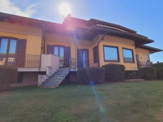 Villa bifamiliare via Fratelli Bandiera, Centro, Varallo Pombia — foto 44 di 81
