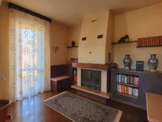 Villa bifamiliare via Fratelli Bandiera, Centro, Varallo Pombia — foto 33 di 81