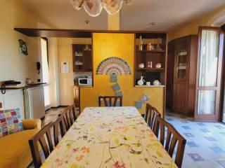 Villa bifamiliare via Fratelli Bandiera, Centro, Varallo Pombia — foto 71 di 81