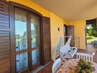 Villa bifamiliare via Fratelli Bandiera, Centro, Varallo Pombia — foto 24 di 81