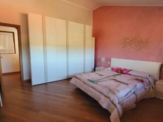 Villa bifamiliare via Fratelli Bandiera, Centro, Varallo Pombia — foto 75 di 81