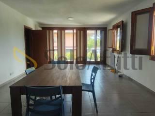 Villa a schiera via Messina Sacerdote 10, Santa Maria La Stella, Aci Sant'Antonio — foto 2 di 21
