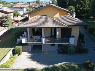 Villa bifamiliare via Fratelli Bandiera, Centro, Varallo Pombia — foto 74 di 81