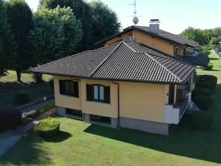 Villa bifamiliare via Fratelli Bandiera, Centro, Varallo Pombia — foto 21 di 81