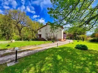 Villa unifamiliare via Fosso di Otto 2, Centro, Comunanza — foto 3 di 48
