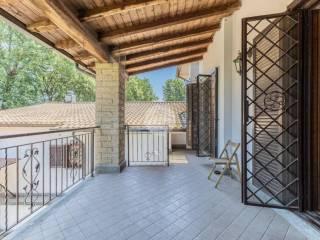 Villa plurifamiliare via dei Pini, Colle Farnese, Nepi — foto 20 di 29