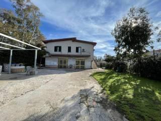 Terratetto unifamiliare Strada Isola Bella, Latina Lido, Latina — foto 7 di 12
