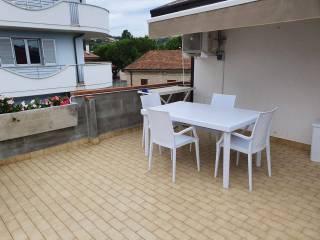 Mansarda via Giosuè Carducci, Tortoreto Lido, Tortoreto — foto 2 di 6