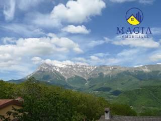 Terratetto unifamiliare frazione Abetito, Abetito, Montegallo
