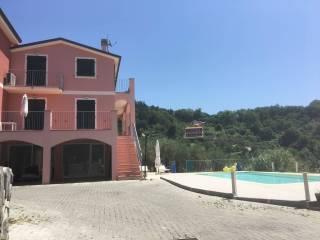 Villa a schiera 5 locali, ottimo stato, Rebocco - La Chiappa, La Spezia