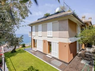 Appartamento via Filippo da Recco 61, Lungomare, Mulinetti, Polanesi, Recco — foto 2 di 116
